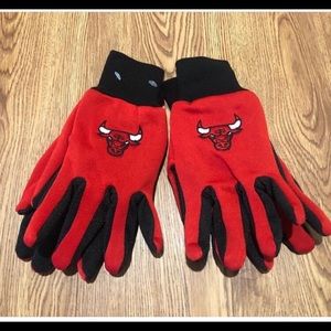 Chicago Bull gloves